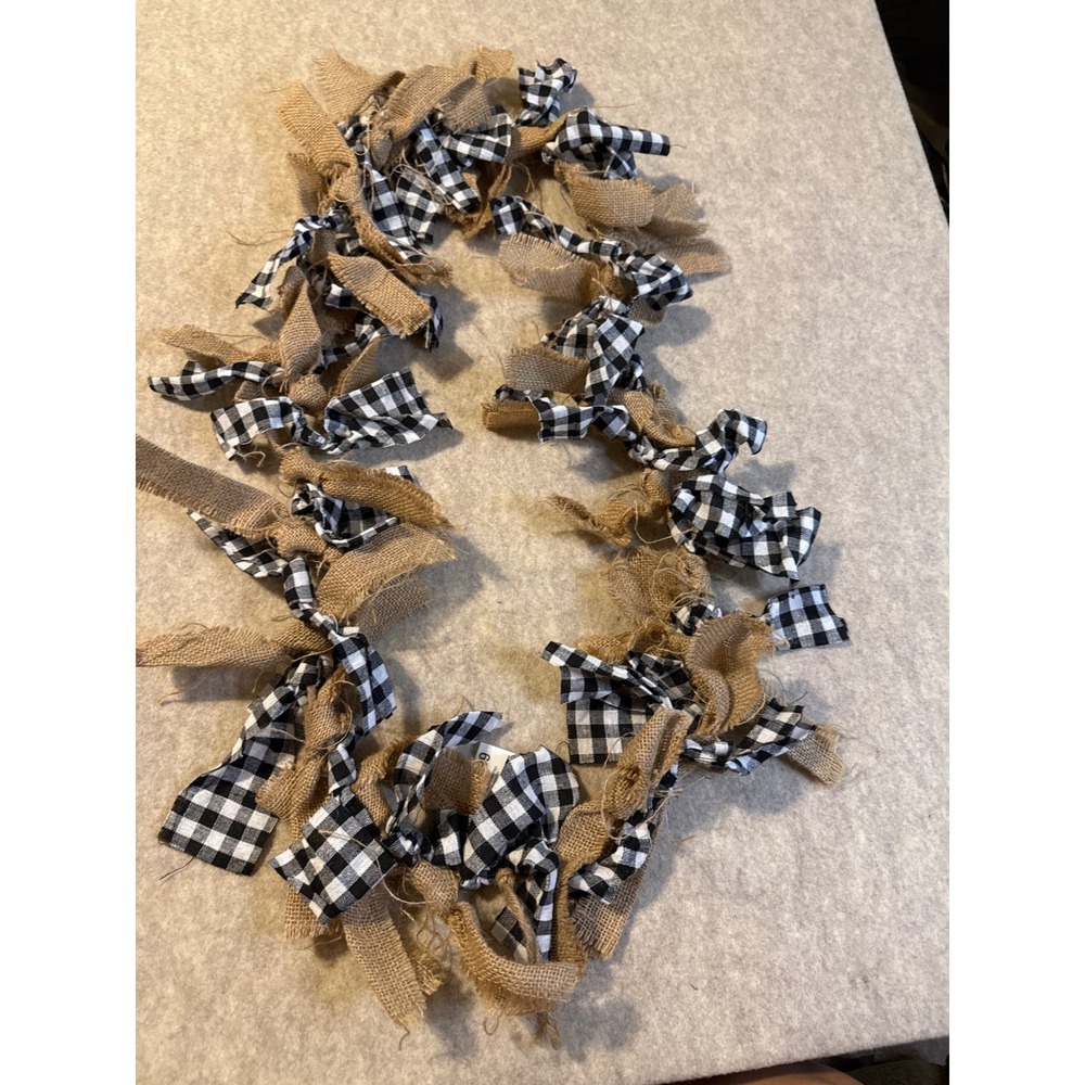 Hobby Lobby Farmhouse Burlap Buffalo Check Fabric Garland 6ft HL9188821